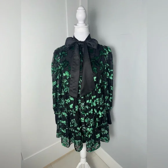 Alice + Olivia Black and Green Mini Dress - Picture 6 of 15